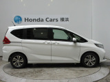 全長426cm、幅169cm、高さ171cmのお車になります。