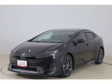 トヨタならではの「5つの安心」をセットにした『トヨタ認定中古車』です。「まるごとクリーニング」「車両検査証明書」「ロングラン保証」「エンジン内部洗浄」 「全店舗工場完備」付き。