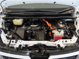 見えないところまで徹底洗浄!中古車をキレイで気持ちよくお乗りいただけるよう、内外装ともにしっかり「まるごとクリーニング」♪エンジンルームも施工済!