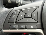 ステアリングスイッチで、ハンドルから手を離さずにボリューム調整やオーディオ操作などが可能です!