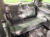 床下収納式のサードシートです。座席部分をコンパクトに収納でき、広大な荷室スペースとしてお使いいただけます!乗車人数や荷物の量など利用シーンに合わせて3列目を有効活用でき、とっても便利♪