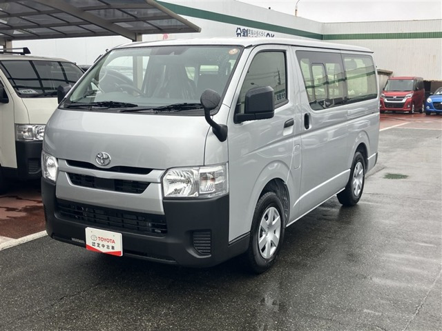 トヨタ ハイエースバン 