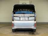 ご納車までの期間ですが、県内のお客様は1、2週間、県外のお客様は2、3週間ほどでご納車が可能となります。但し、お支払いや書類の状況によっては多少の前後もありますので、その際には何卒ご了承下さい。