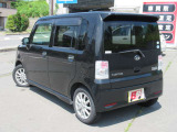 車検整備はしっかりしますが、外装のキズ等まで直してとなると、塗料価格の高騰により車両価格が上がってしまうためそのままです