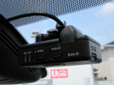 【ドラレコ】最近の装着率の高いドライブレコーダー装備です。万が一の時の証明やアオリ運転の抑制効果もありますね。