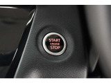 ワンタッチで始動できる便利さが魅力です。キーをカバンの中からごそごそと探さなくていいのも嬉しいですね。キーの電池切れにはご注意下さい。