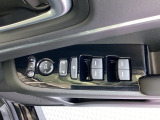 運転席ドアスイッチ