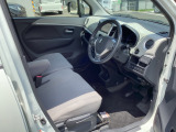室内も広くて運転もしやすいですよ