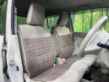 運転席シート廻りは使用感も少なく、良好な状態となっています。丁寧に使われていたことがよくわかりますね。