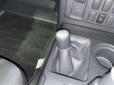 【安心の4WD】4輪すべてで駆動するのでパワーがあり、雪道など悪路での走行がスムーズになります!雪が降る北海道だと四駆が安心ですね☆