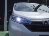 LEDヘッドライト搭載でしっかり明るく照らしてくれるので、夜間走行や不慣れな道でも安心です。