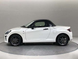 安心が見えるトヨタの中古車。【ロングラン保証】買ってからも安心!メーカーや年式を問わず、走行距離無制限の1年間無料保証、全国約5,000か所で保証修理が可能です。