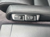 スポーツカーでありながら、スイッチひとつで細かなシート調整が可能な利便性を兼ね備えています。モーターの異音や引っかかりもなく状態良好です。
