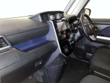 見通しのよいすっきりとした視界で、誰でも運転しやすいです。運転のしやすさは疲れにくさにも繋がりますよ♪