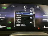 隣車線を走る車両をレーダーで検知し、ドアミラーでは確認しにくい後側方エリアに存在する車両に加え、急接近してくる車両も検知します。車両を検知するとドアミラーに搭載されたLEDインジケーターが点灯します。
