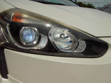 LEDヘッドライトです。デザイン性がよくとても明るいので、夜間の走行や悪天候でも安心です。しかも長寿命!