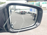 ●ブラインドアシストセンサー:視角からの車を感知し、ドライバーが車線変更を行う際に、警告音と共に注意を促してくれる安全支援機能です!