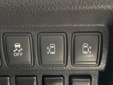 【両側パワースライドドア】スマートキーや運転席のスイッチで後席両側スライドドアの開閉が可能♪電動だから力を入れてドアを開ける必要がありません。