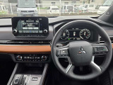アウトランダー PHEV 2.4 P 4WD 
