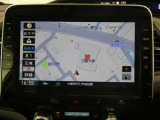 日産純正メモリーナビ『MM521D-L』を装着。地図も見やすく操作も簡単です。