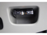ETC車載器はダッシュボード右下に設置。