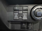 スマートキーや運転席のスイッチで後席両側スライドドアの開閉が可能♪電動だから力を入れてドアを開ける必要が無く、小さなお子様でも簡単に開け閉めでき快適です♪