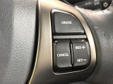 【クルーズコントロール】高速道路もラクラク走行。アクセルを離しても一定速度で走行ができ、長距離運転時の負担を軽減!加速・減速も簡単なスイッチ操作で調整できます。