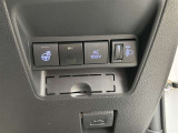 非常時やキャンプなどに役立つAC100Vコンセント付きです。