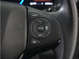 ◆アダプティブクルーズコントロール◆予め設定した車速内でクルマが自動的に加減速。前走車との適切な車間距離を維持しながら追従走行します。【LKAS】車線維持支援システムでステアリング操作を支援。