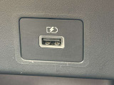 [USBソケット]今や必需品のUSB!!お出かけの際には大活躍間違いなし!!!
