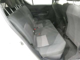 気になる汚れは「まるまるクリン」で解消! 当社の中古車はシートを外して隅々までキレイにクリーニングしてあります。