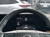 視認性の良いメーターパネル☆カラーディスプレイには運転をサポートするさまざまな情報を表示します☆
