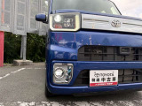 LEDヘッドライトです。デザイン性がよくとても明るいので、夜間の走行や悪天候でも安心です。しかも長寿命!