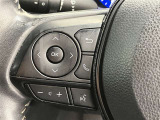 ステアリングスイッチ付き。前方から目を離すことなく操作することが可能です。
