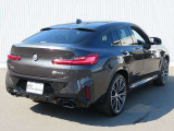 X4 M40i 4WD 