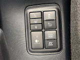 【シートヒーター】シートを温めてくれる暖房機器です!長時間座っていると負担が掛かりやすい背中や腰、または冬場などの寒い日に冷えやすい脚部に快適なぬくもりを伝えます。