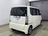 斜め後ろの画像です。是非現車をご確認ください!