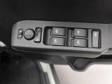 納車前に12ヶ月点検・エンジンオイル交換・ バッテリー交換・ワイパーゴム交換・キーレス、キーフリーの電池交換を実施しております。ダイハツの整備士がきっちりと点検したお車をお届けいたします!