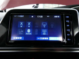 純正CD/AM/FMオーディオを装備です。Bluetooth装備ですのでスマホと通信で音楽が聴けます。