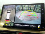 【パノラマモニター】専用のカメラにより、上から見下ろしたような視点で360度クルマの周囲を確認することができます☆死角部分も確認しやすく、狭い場所での切り返しや駐車もスムーズに行えます。