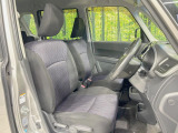運転席シート廻りは使用感も少なく、良好な状態となっています。丁寧に使われていたことがよくわかりますね。
