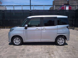 両側パワースライドドア付きだから、狭い駐車スペースなどでの 乗り降りラクラク!小さなお子さまのいるご家庭には嬉しい装備。