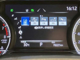 点検整備の上、納車いたします。購入時の安心感に加えてアフターもお任せ♪ディーラーならではのサービス専門スタッフが常駐の整備工場が併設しております。車検・点検整備などアフターサービスも安心です♪