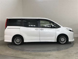 ノア 1.8 ハイブリッド Si W×B 