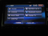 ホンダ純正ギャザズCDチューナー。お気に入りの音楽をお楽しみいただけます。