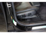 自動車保険も純正のクオリティをお届け致します。正規ディーラーのみが取り扱い可能な、MINIオーナー様専用自動車保険をご用意致しております。正規ディーラーでご購入を頂いたオーナー様のみがご加入頂けます。