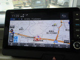 9インチHonda CONNECTナビゲーション LXM-242ZFNi搭載です。Bluetooth接続、地上デジタルチューナー付きです。