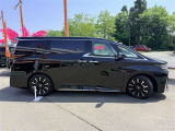 ヴェルファイア ハイブリッド 2.5 エグゼクティブ ラウンジ E-Four 4WD 