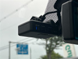 【ドライブレコーダー】映像・音声などの運転中の記録を残します。事故などを起こした起こされた時の証拠になりえますので、もしも時でも安心ですね。