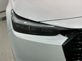 LEDヘッドライトは、点灯の瞬間から最大光量を発揮し、突然暗くなるトンネルなどでの安定感を高めます。